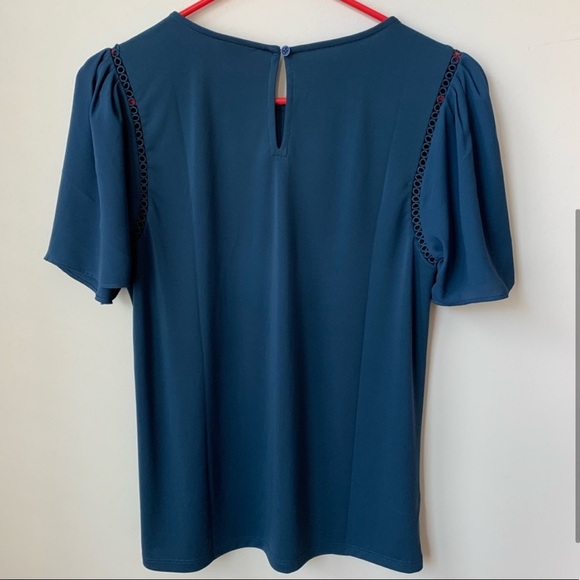 ANN TAYLOR Circle Lace Trim Royal Blue Top - Picture 4 of 5